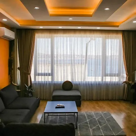 Full Bosphorus View In Kabatas איסטמבול